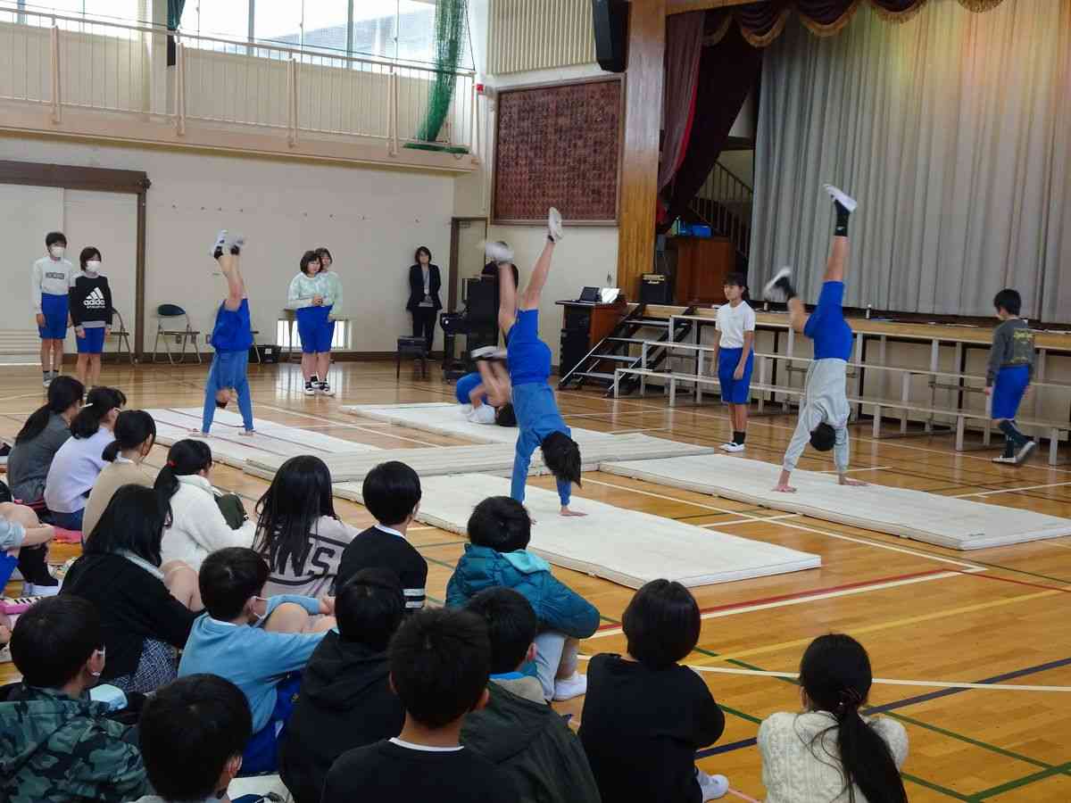 17 6年学習発表会 (1).JPG